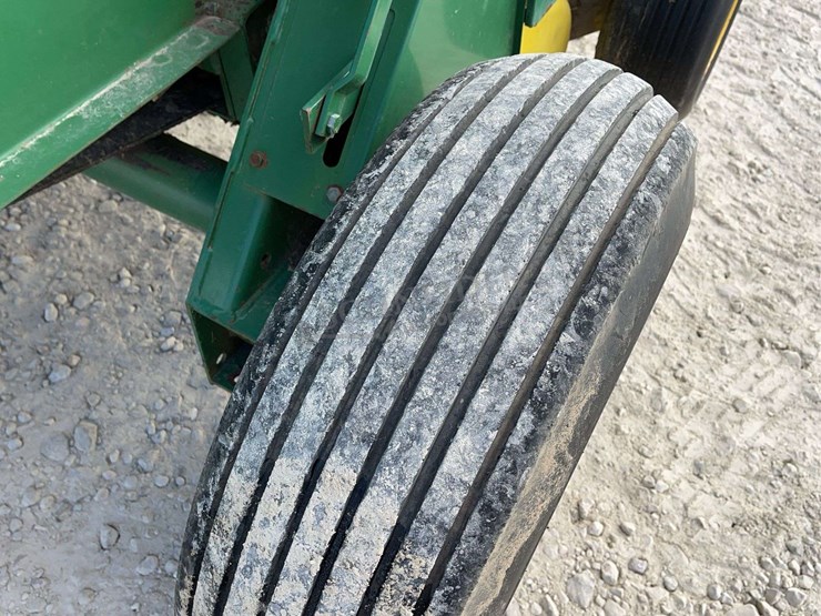 john-deere-375-image-16