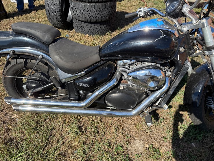 #100-•-#238-•-suzuki-motorcycle-image-5