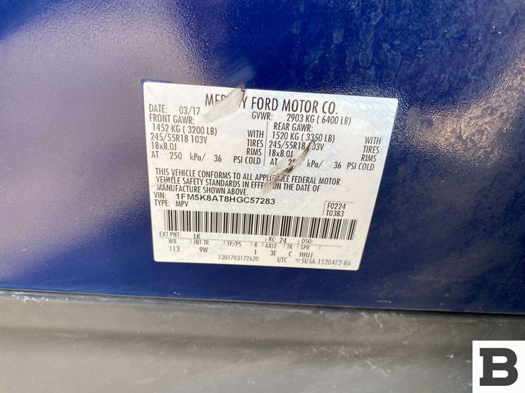 2017-ford-explorer-image-28