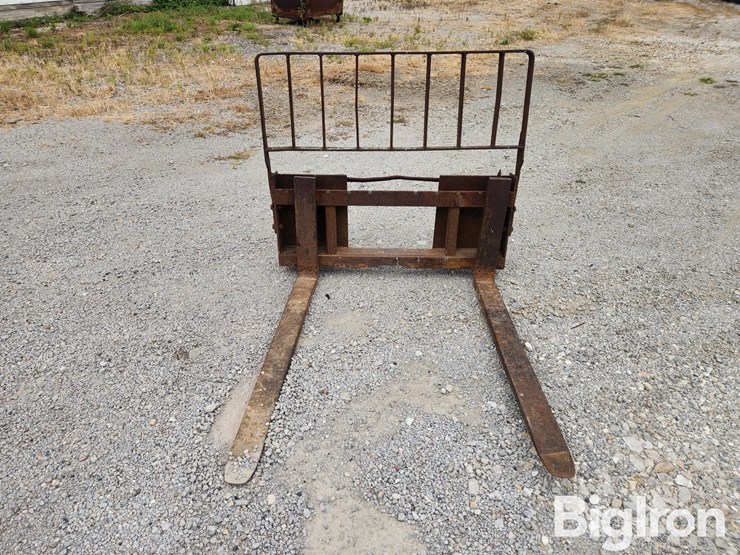 48"-pallet-forks-image-2