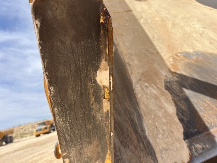 2020-volvo-a60h-image-37