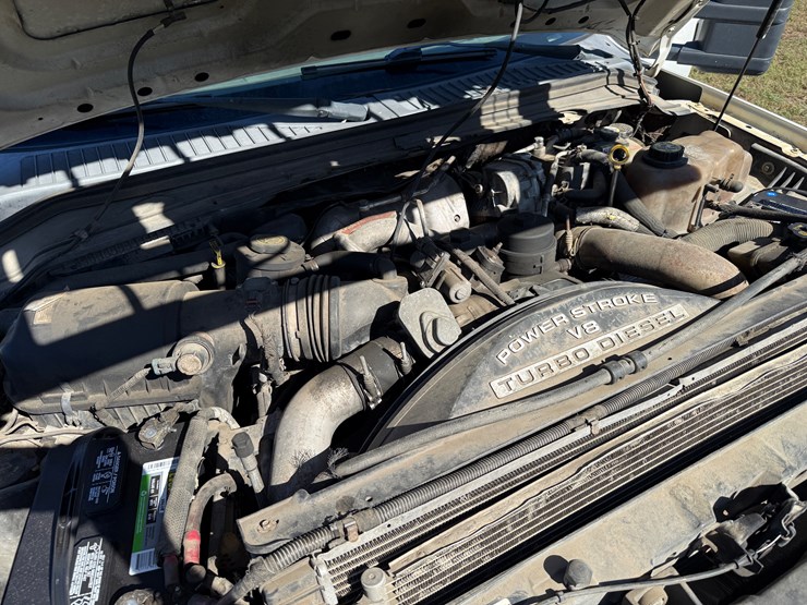 2008-ford-f550-image-31