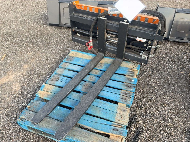 wolverine-adjustable-pallet-fork-image-2