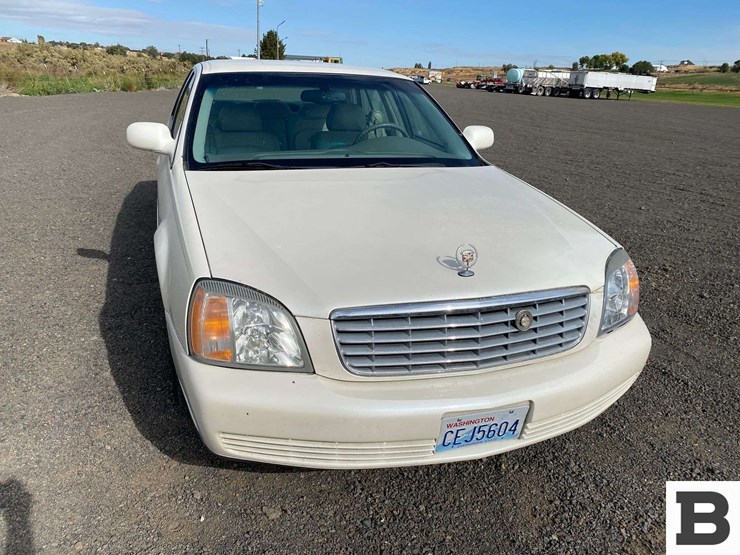 2000-cadillac-deville-sedan-image-9