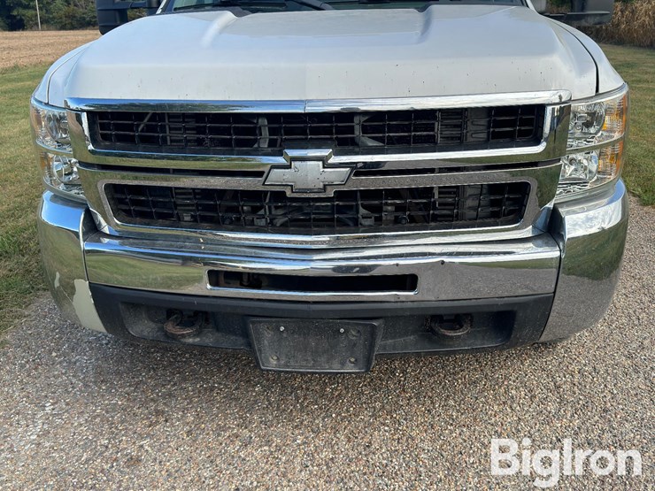 2008-chevrolet-silverado-image-12