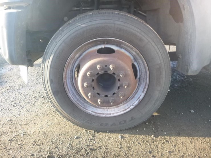 2012-ford-f450-image-18