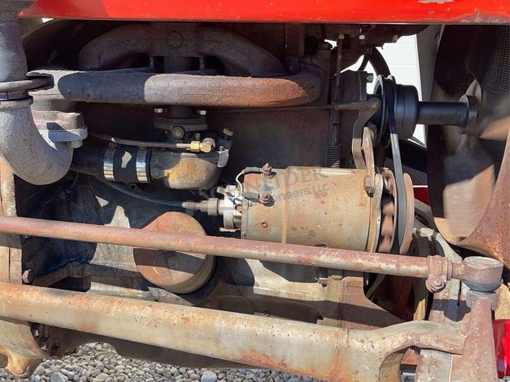 massey-ferguson-135-image-15