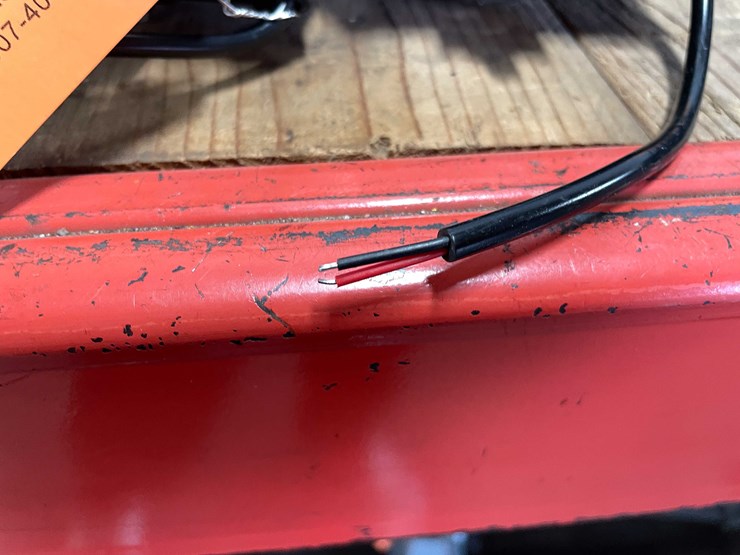 #8510-•-(2)-new-3"-led-light-pods-(cw)-image-5