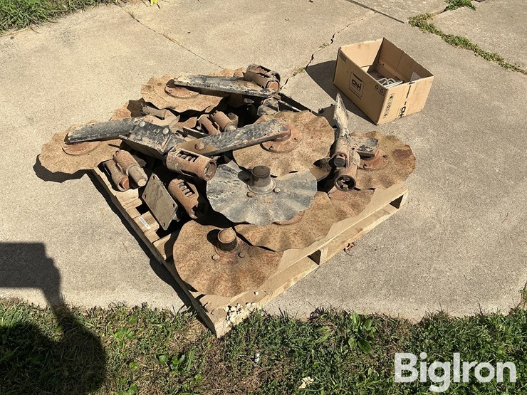 blu-jet-wavy-disc-&-brackets-image-1