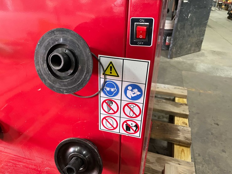 #8524-•-tire-changer-(e)-image-24