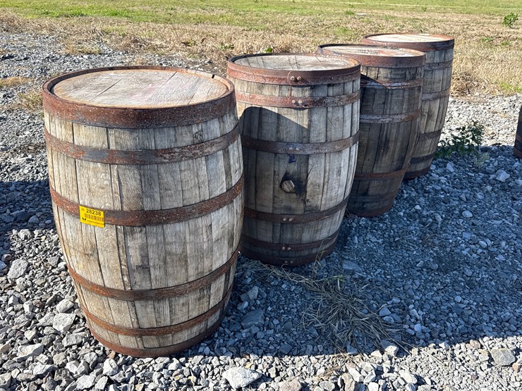 #28238-•-lot-of-(4)-whiskey-barrels-inv#-28238-image-1