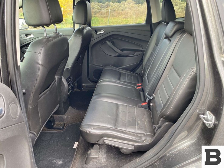 2015-ford-escape-image-19