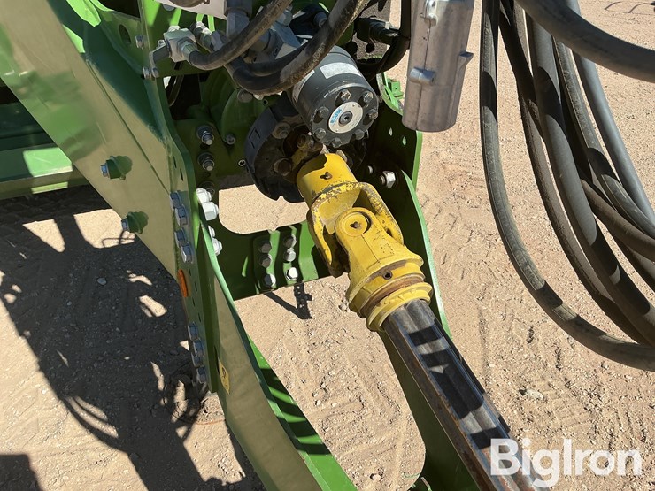 2018-krone-big-pack-4x4-big-square-baler-image-11