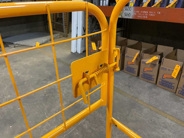 #8533-•-forklift-platform-basket-with-fork-pockets-(pr3)-image-10