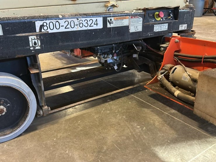 2018-jlg-1932r-image-27