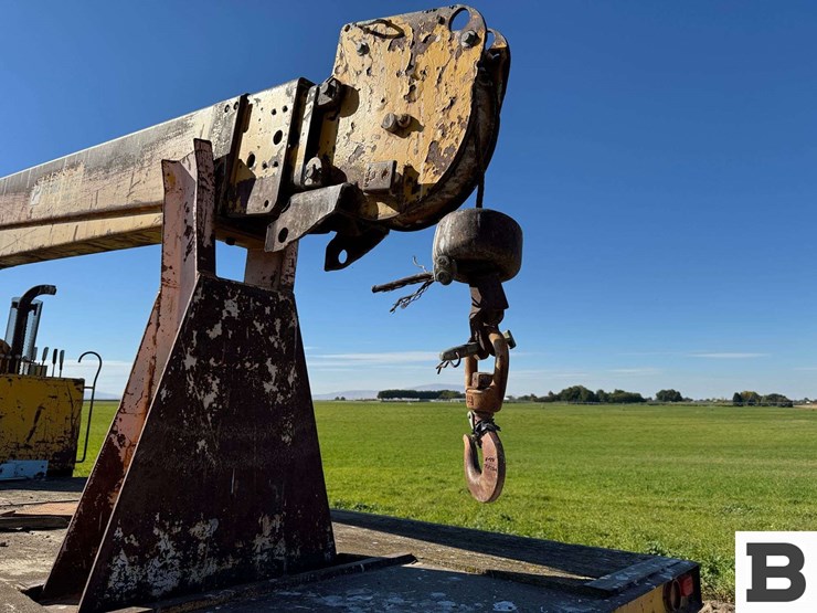 1969-mack-boom-truck-image-27