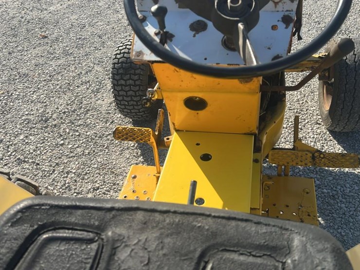 #2403-•-cub-cadet-l185-tractor-image-15