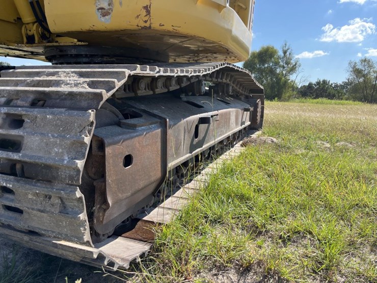 komatsu-pc228us-lc-image-74