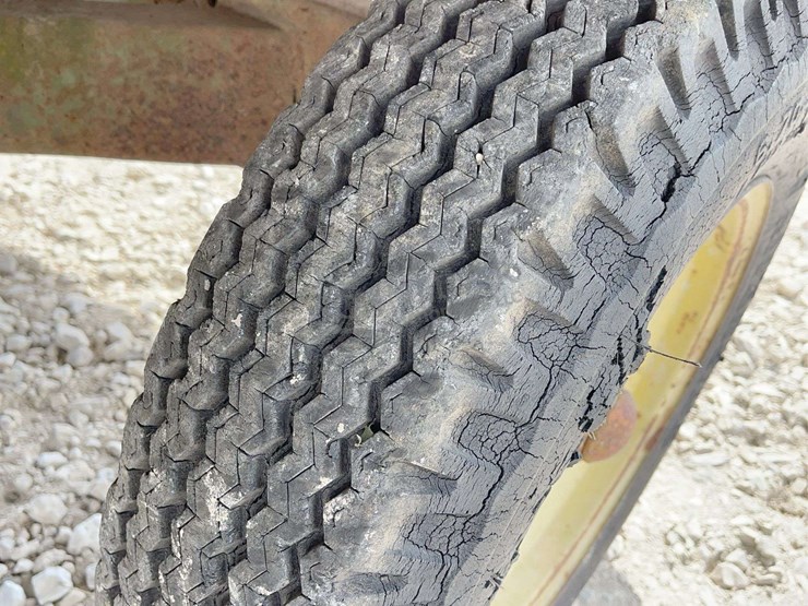 john-deere-1064-image-16