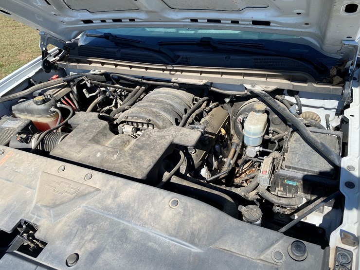 2018-chevrolet-silverado-image-24