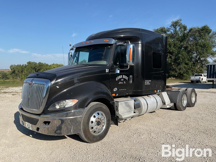 2015-international-prostar-image-1