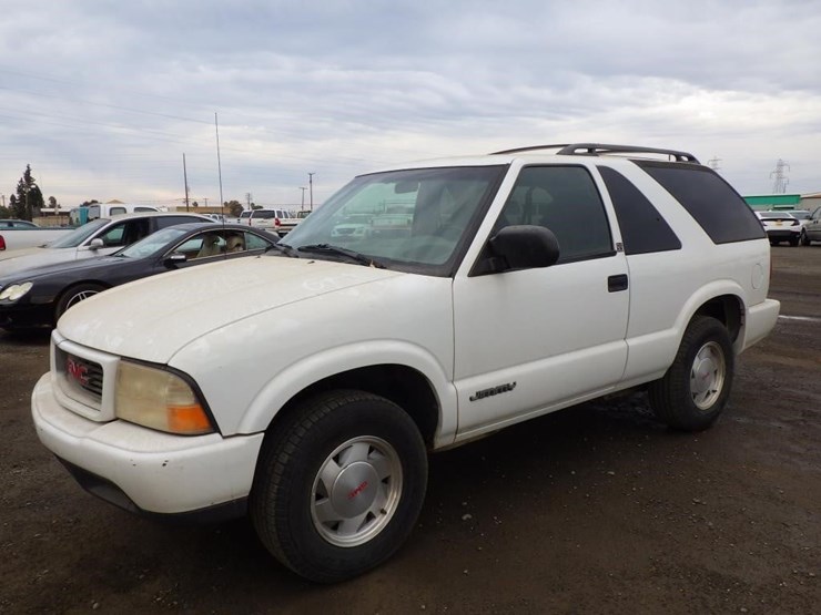 2001-gmc-jimmy-image-1