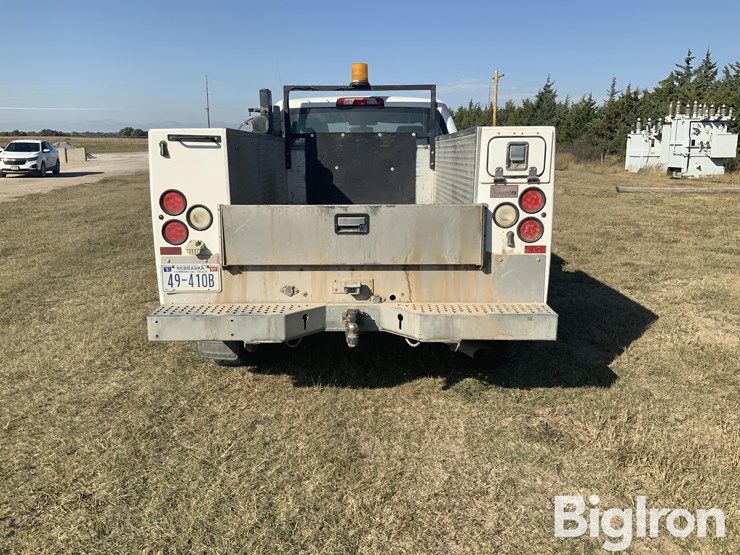 2015-chevrolet-silverado-2500-image-6