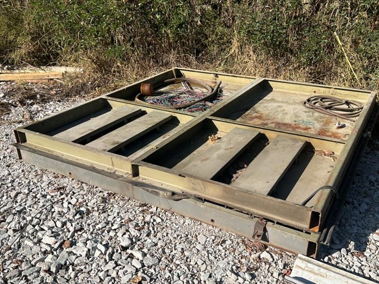 #4714-•-16’x16’-clemco-abrasive-blast-room-image-22