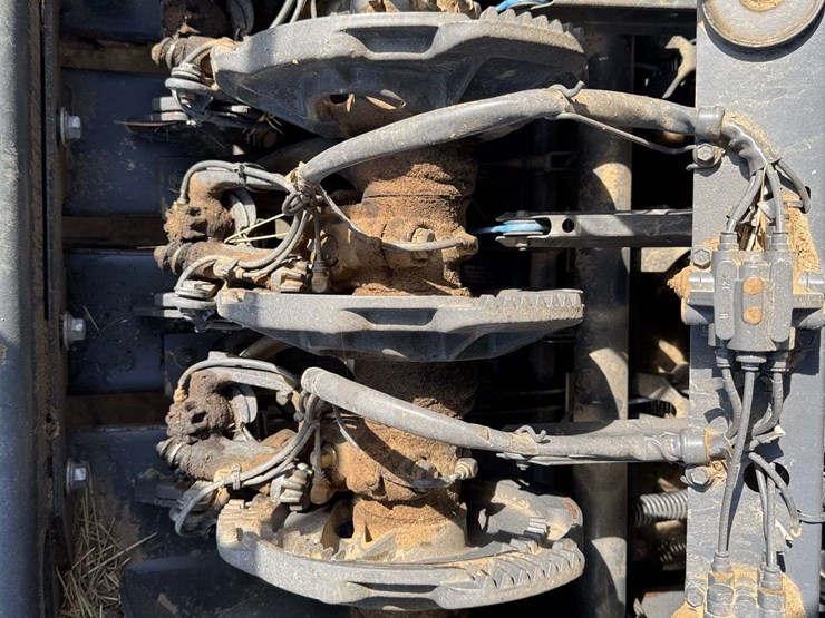 2015-massey-ferguson-2290-image-56