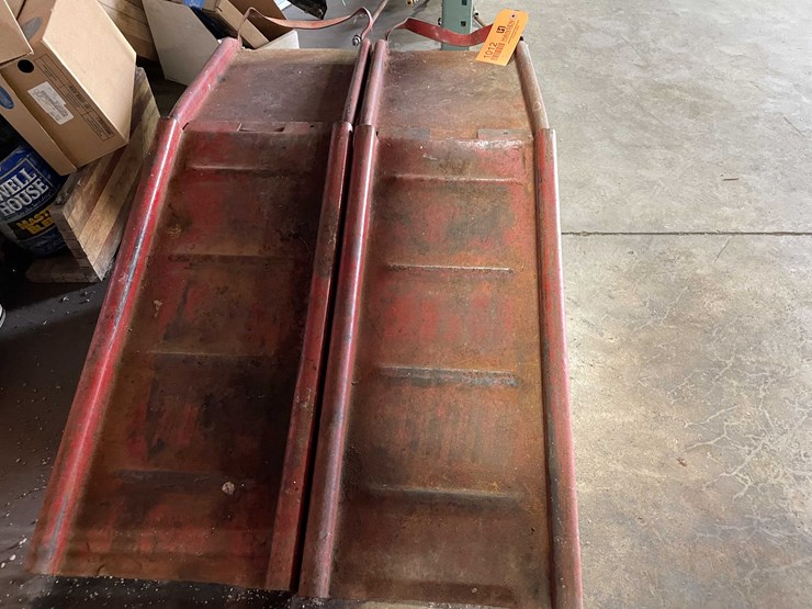 #8519-•-(2)-vehicle-service-ramps-(cw)-image-4