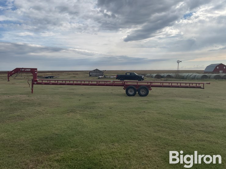 hay-liner-round-bale-mover-image-8