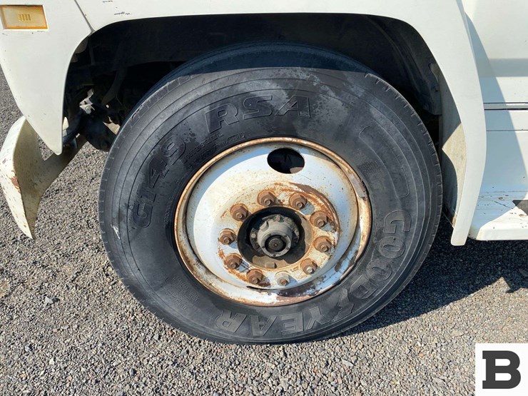 1985-ford-f800-image-9