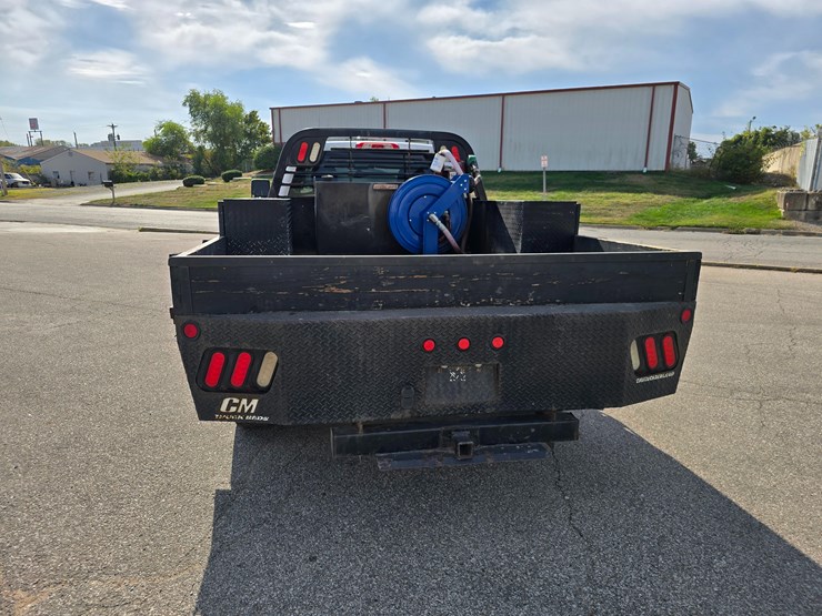 2017-gmc-sierra-3500-image-16