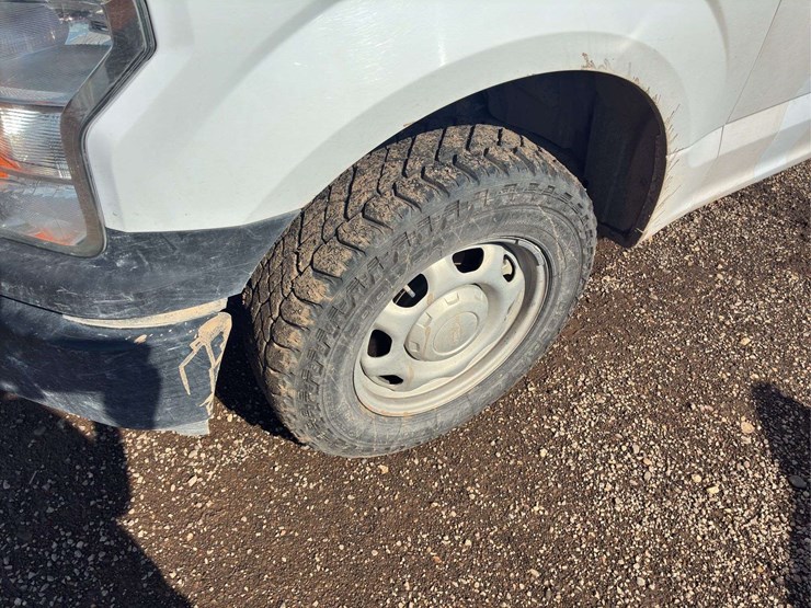 2018-ford-f150-xl-image-14