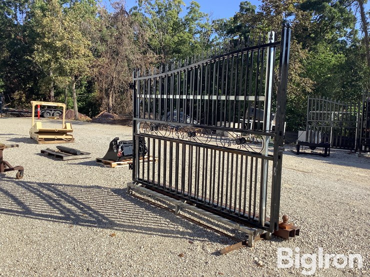 115"-steel-gates-image-3
