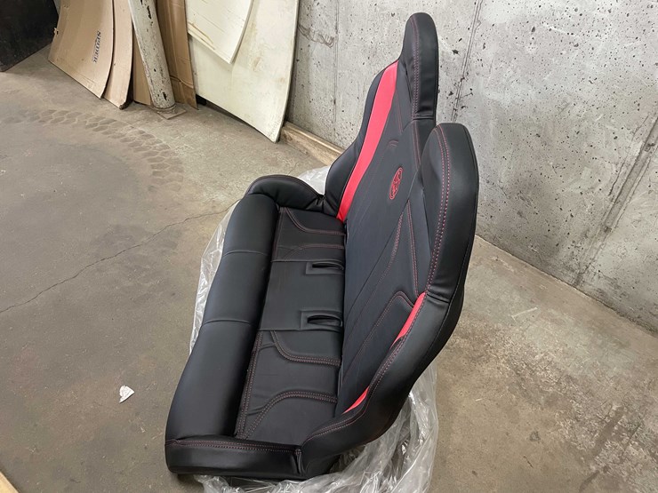 #8618-•-can-am-seat-(f)-image-9