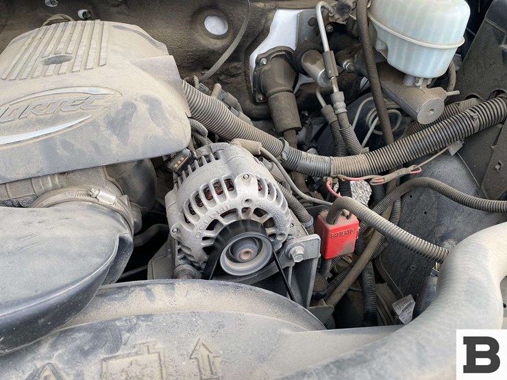 2004-chevrolet-silverado-3500-image-28