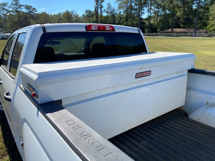 2018-chevrolet-silverado-image-14