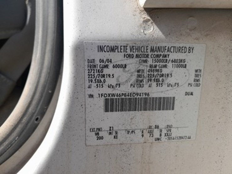 2004-ford-f450-image-8