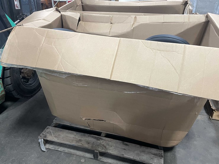 #8621-•-new-can-am-seat-(f)-image-6