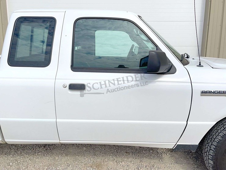 2011-ford-ranger-image-15