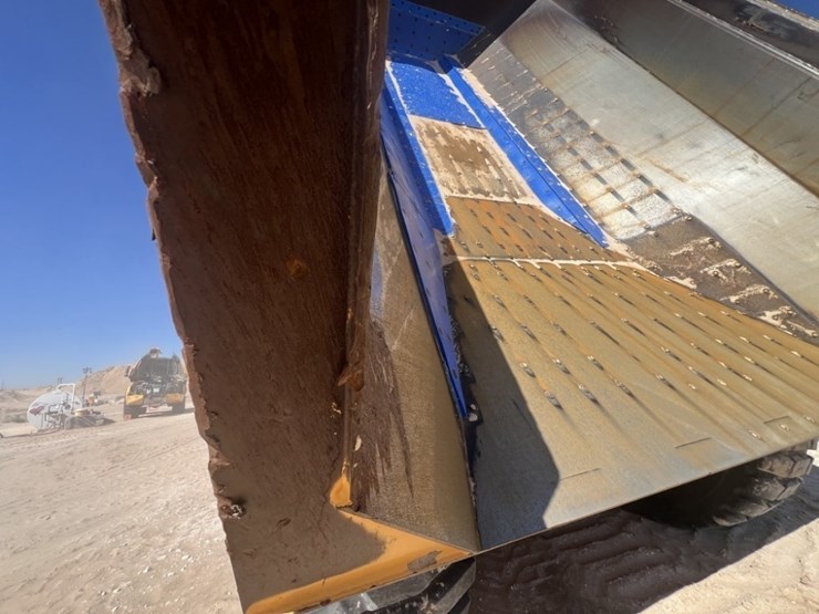 2020-volvo-a60h-image-48