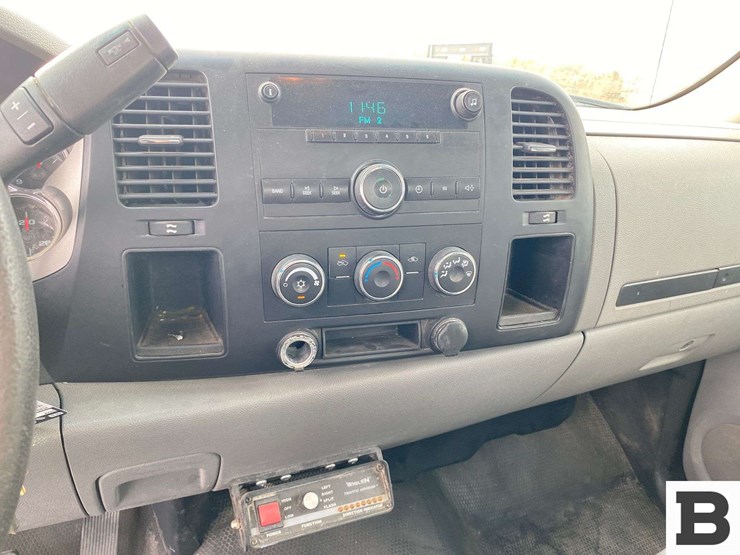 2009-chevrolet-silverado-3500-image-40