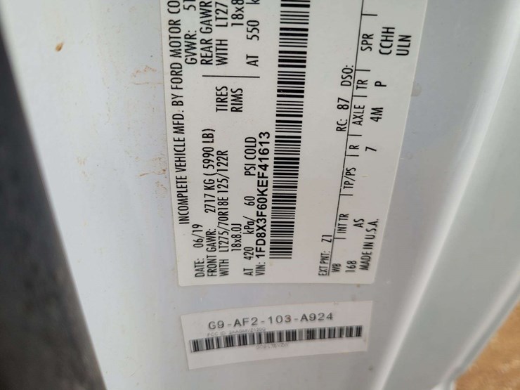 2019-ford-f350-image-21