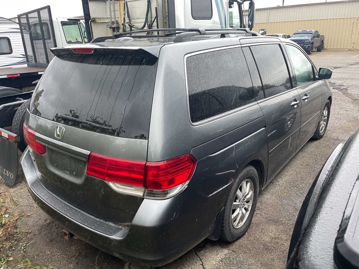 2009-honda-odyssey-image-5