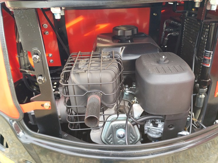 #l57-006-•-2025-tpm-16-mini-excavator-(gasoline)-image-22