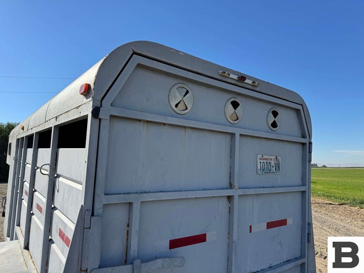1991-american-trailers-&-saddle-gooseneck-horse-trailer-image-26