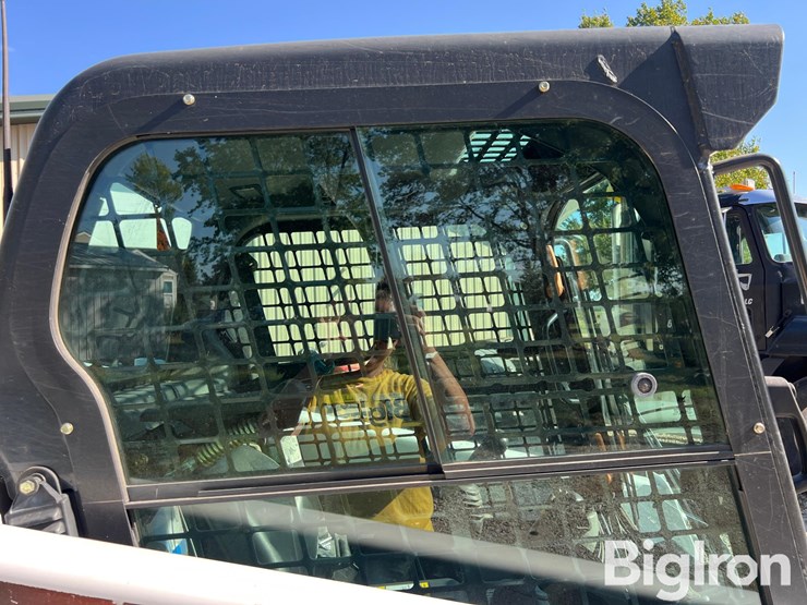 2014-bobcat-t630-image-10