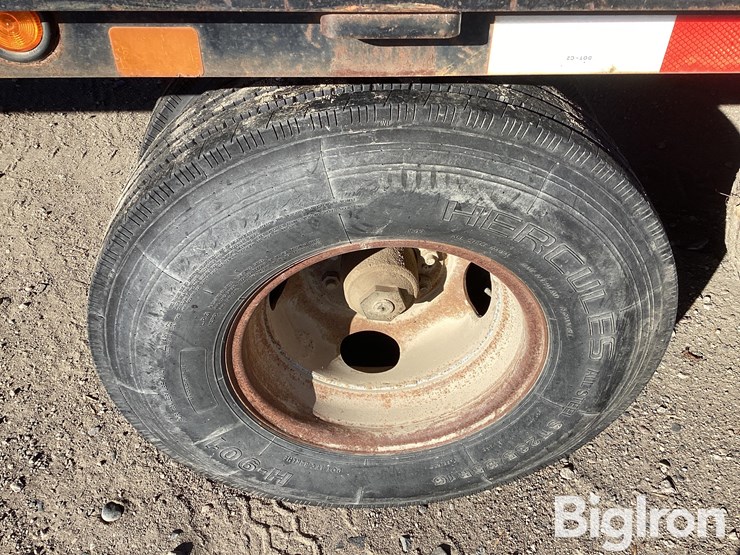 2002-pj-flatbed-image-19