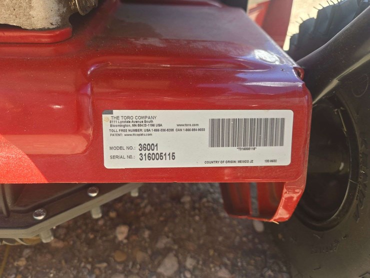 toro-snow-blower-image-8